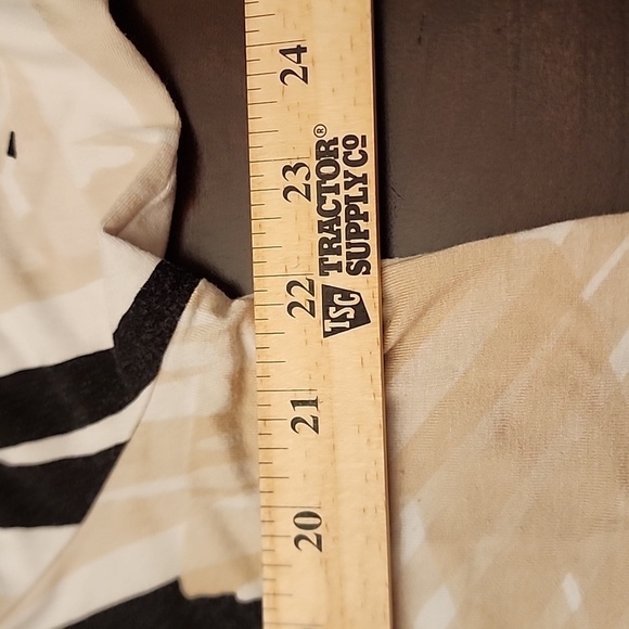 Chico’s Women’s Top Size 3 (XL) Black White Beige - Picture 8 of 8